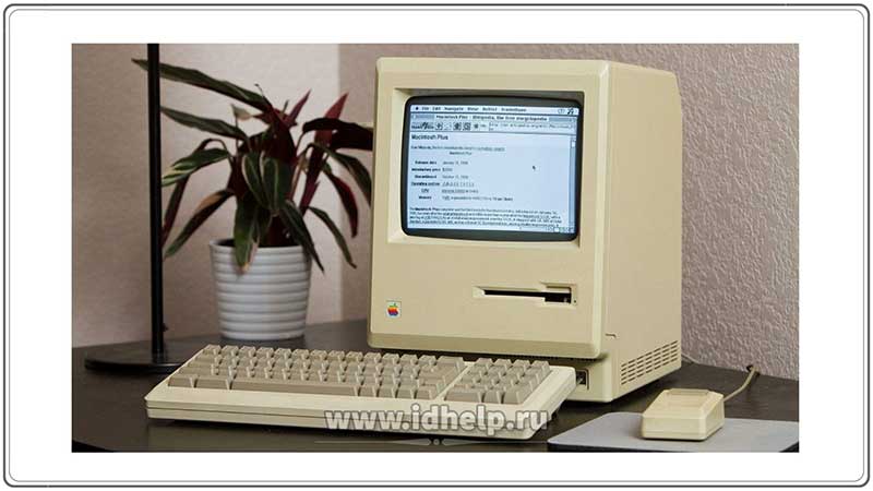 24 января 1984 года, соучредитель Apple Стив Джобс представил первый персональный компьютер с графическим интерфейсом Macintosh.